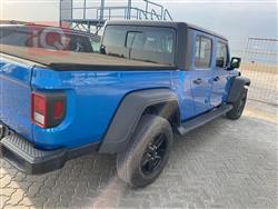 جيب جلاديتور